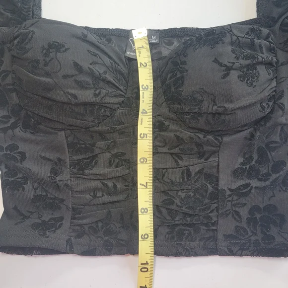 Windsor Black Floral Long Sleeve Crop Top - Picture 2 of 5